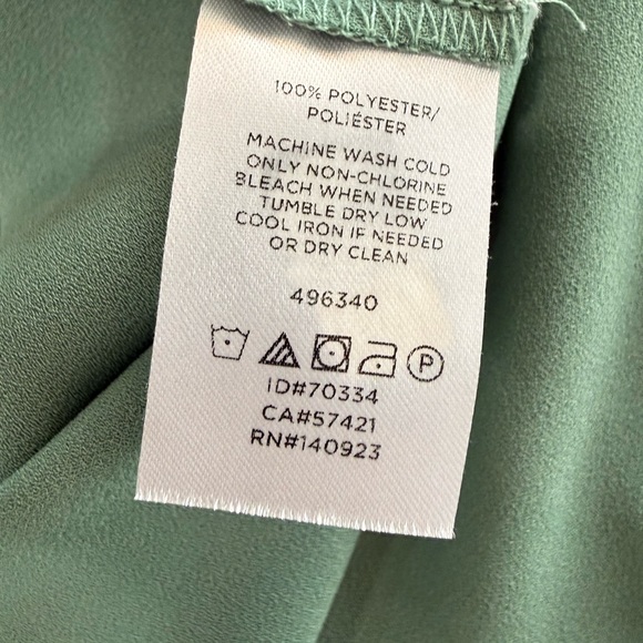 LOFT- Size Med V-neck Ruffle Sleeveless Blouse-Olive Green - Picture 6 of 6